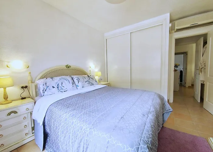 Jardines Torreblanca * フエンヒロラ